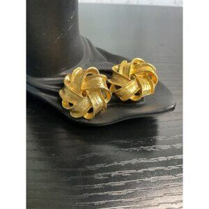 Vintage Gold-Tone Twisted Knot Clip-On Earrings